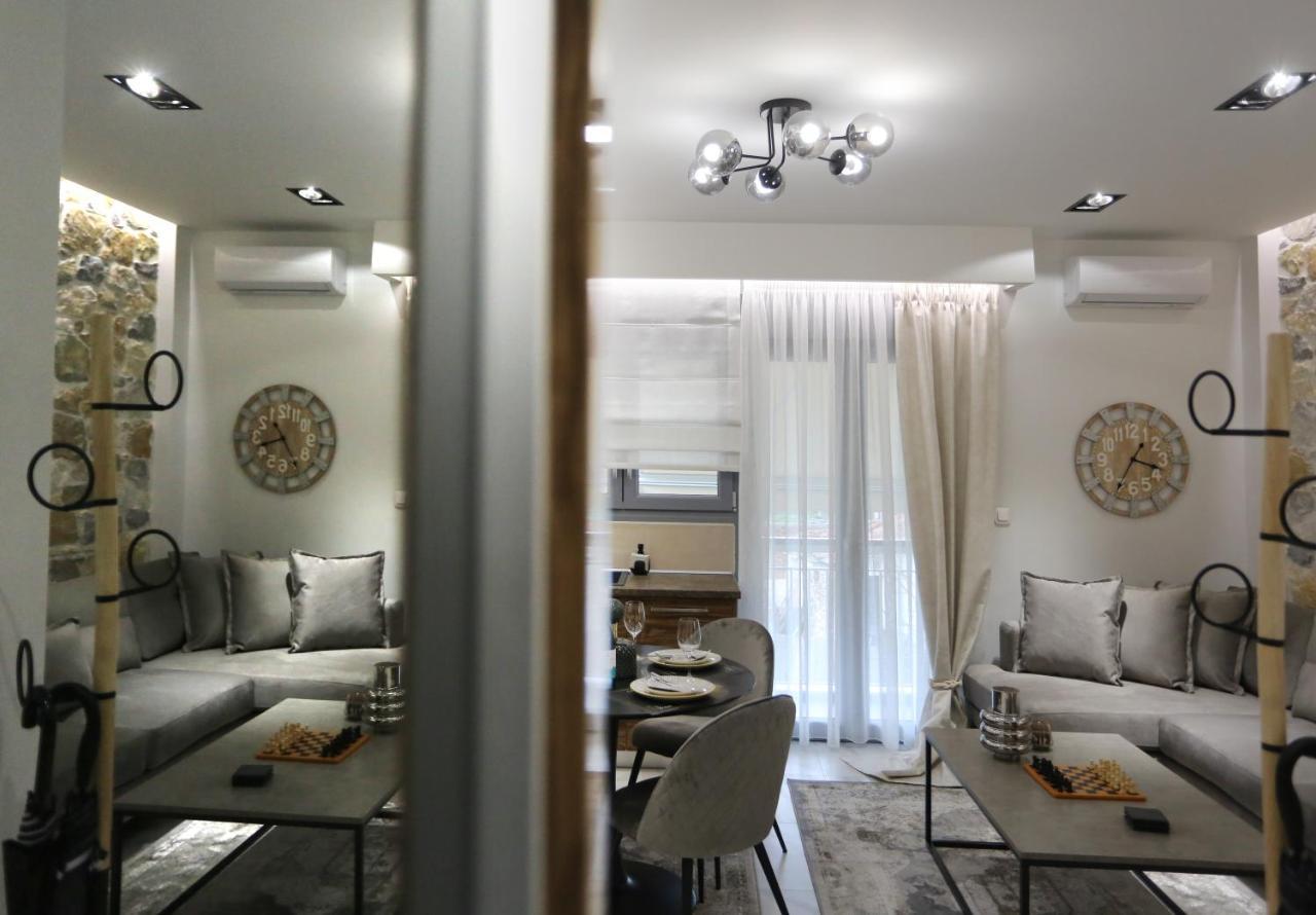 La Larissa Luxury Apartments Trekke Exteriör bild